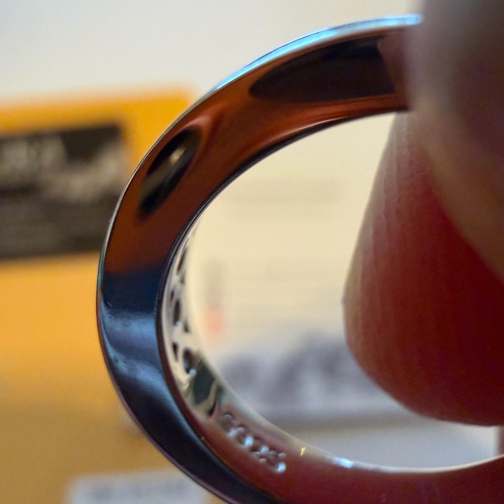 Elegant Silver Ring Set - Picture 7 of 16